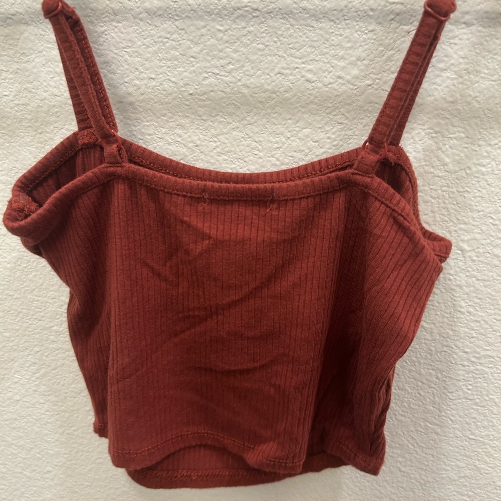 Rust Ribbed Women’s Top - Picture 2 of 3